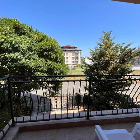 Seadream Apartman *